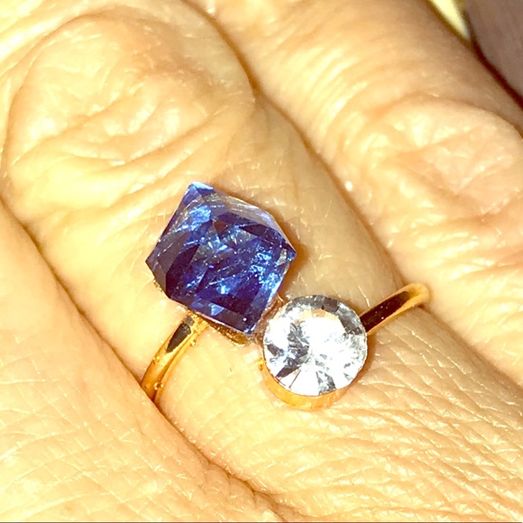 🎁 Unique fashion ring with stone and CZ - Picture 2 of 5